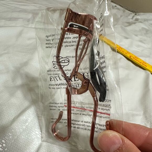 EMITE - PROFESSIONAL EYE LASH CURLER - ROSE GOLD, New in packet - Picture 3 of 5